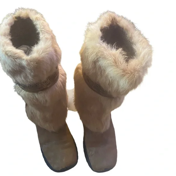 Enzo Angiolini

Pony hair boots Boots - Picture 5 of 9